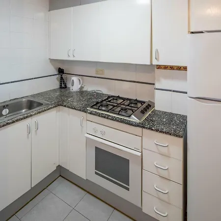 Apartamento Castell De Perelada * Gerona